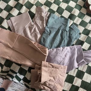 Lot of Set Active bottoms, range of sizes but all fit a size M